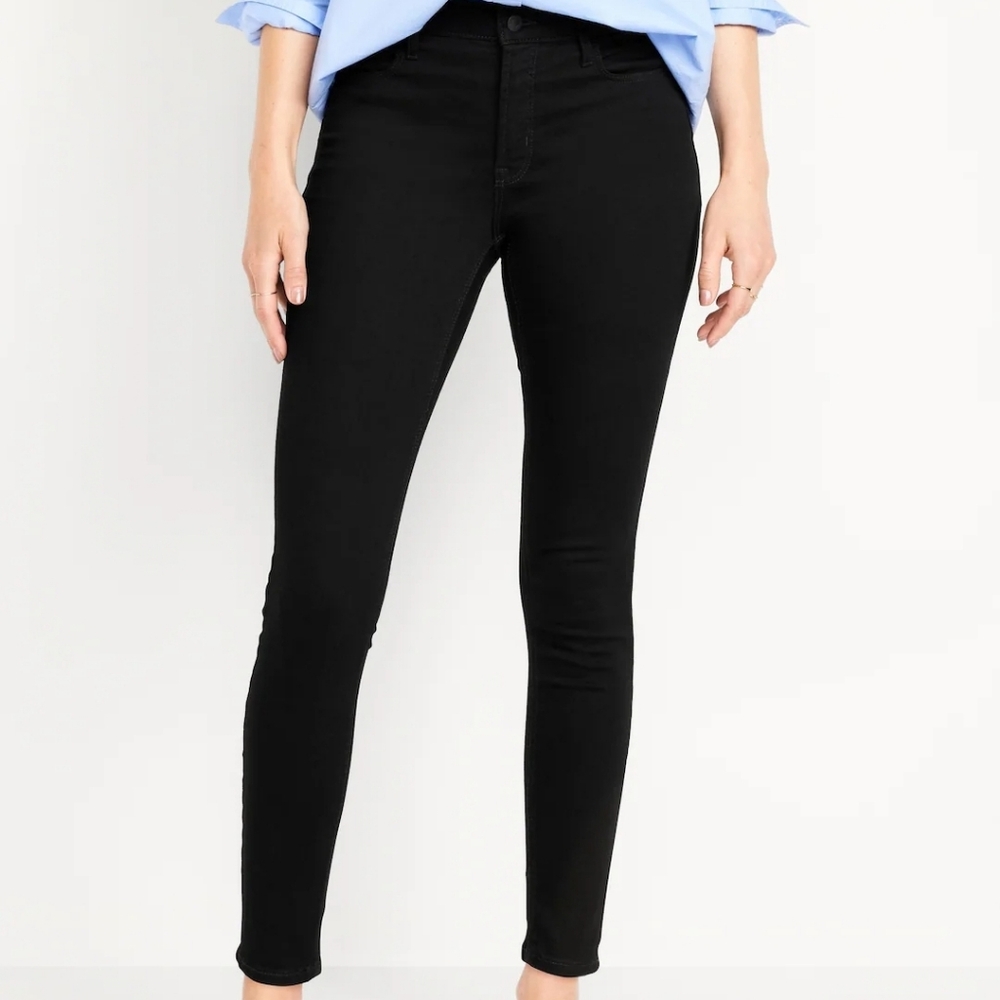 Old Navy High-Waisted Rockstar Super-Skinny Jeans Size 8 Short